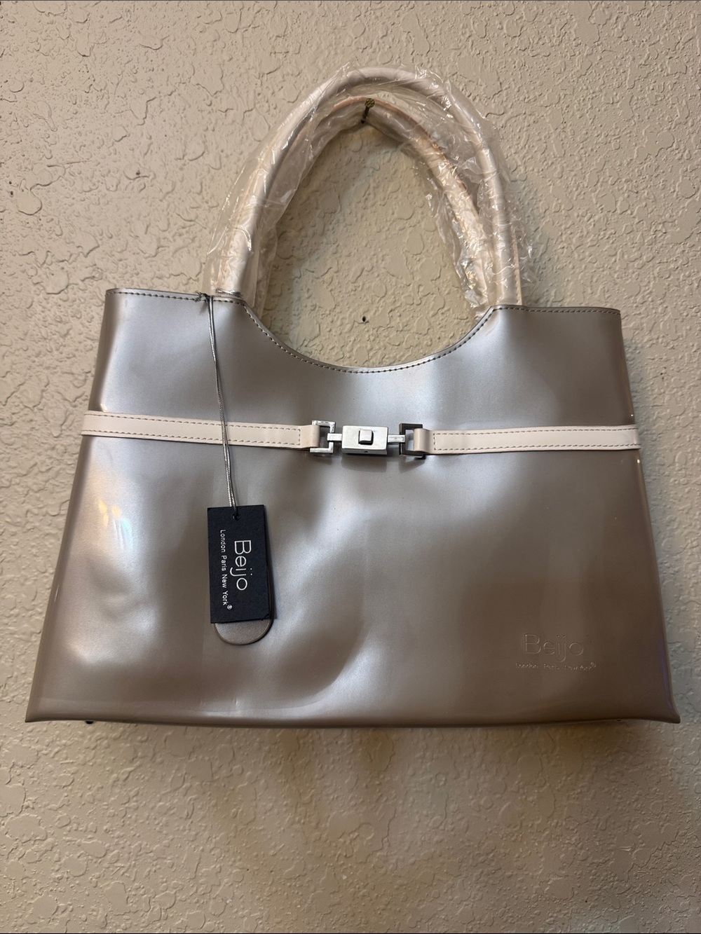 Beijo Silver Tote with Cream Trim and Polished Hardware